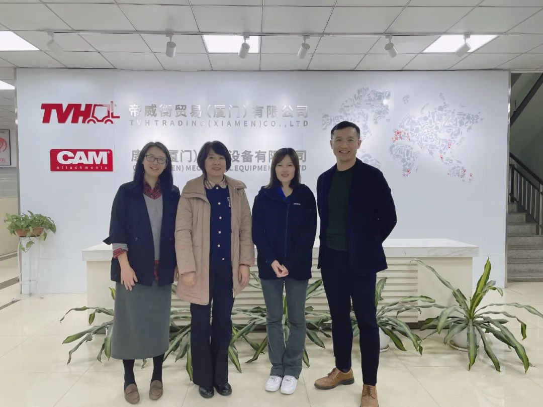 工程机械工业协会工业车辆分会秘书长一行到访 EVO厅 帝威衡